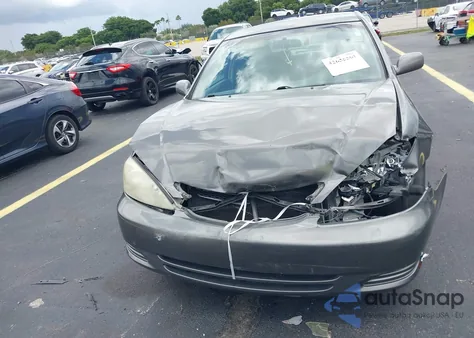 2003 Toyota Camry Le from USA, damaged, VIN 4T1BE32K53U726472